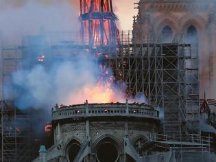 Φωτογραφία για H καταστροφή της Notre Dame «σημάδι» της πανδημίας;