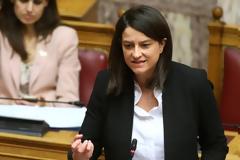 Οι Πανελλαδικές εν μέσω  κορωνοϊού και το σχέδιο της Υπουργού για την Παιδεία- Όλα αλλάζουν!