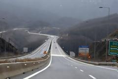 Οσμή σκανδάλου με υπερκοστολογήσεις στην Εγνατία Οδό