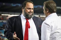 Όλα δείχνουν παραμονή του Μαρτίνς στον Ολυμπιακό