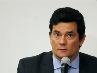 Φωτογραφία για Βραζιλία: Παραιτήθηκε ο δημοφιλής υπουργός Δικαιοσύνης Σέρζιου Μόρου