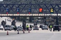 Kορωνοϊός: Ξαφνικά όλα λειτουργούν