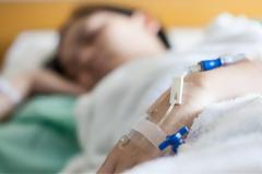 Κορωνοϊός: Ο παράγοντας που διπλασιάζει τον κίνδυνο για τους νεότερους ασθενείς