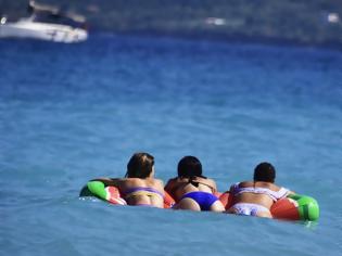 Φωτογραφία για Οι μισοί Έλληνες σχεδιάζουν καλοκαιρινές διακοπές