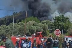 Νέα πυρκαγιά στο ΚΥΤ της Σάμου - Επεισόδια και πετροπόλεμος μεταξύ μεταναστών