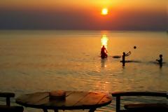 Μελέτες δείχνουν ότι όταν ζείτε κοντά στην θάλασσα βελτιώνεται η ψυχική σας υγεία