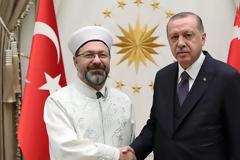 Πλήρης στήριξη Ερντογάν στον αρχι-ιμάμη που συνέδεσε τον ιό με … ομοφυλοφιλία