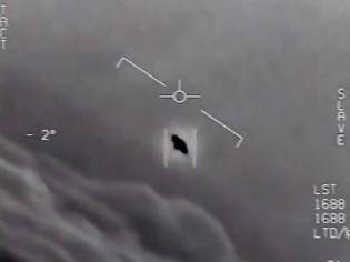 Φωτογραφία για Το Πεντάγωνο αποκάλυψε videos από UFO!