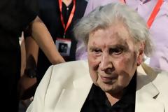 Με διάταγμα Πούτιν επιδόθηκε ρωσικό μετάλλιο στον Μίκη Θεοδωράκη