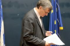 ΠΦΣ προς Τσιόδρα: Οδηγίες για τους φαρμακοποιούς και τη λειτουργία των φαρμακείων / COVID-19