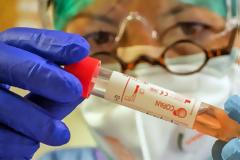 Απότομη αύξηση κρουσμάτων στη Βοσνία μετά τη χαλάρωση του lockdown