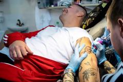 Ο... «Τσιόδρας» της Σουηδίας έγινε τατουάζ