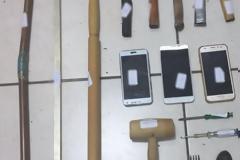 Αυτοσχέδια όπλα, ναρκωτικά και κινητά στις φυλακές Δομοκού