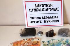 Έθαψε ένα κιλό ηρωίνης σε οικόπεδο δίπλα στο σπίτι της!