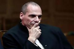 Βαρουφάκης: Απάνθρωπα σκληρό το μνημόνιο που έρχεται