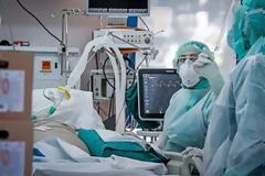 Συναγερμός στο Αττικόν – 3 γιατροί θετικοί στον κοροναϊό