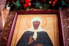 Θαύμα της Αγίας Ματρώνας: «Μαμά, πέταξε έξω αυτό πού έχεις στην τσέπη σου. Μη με βασανίζεις»!