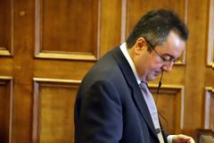 Μόσιαλος: Αποφυγή της Θείας Κοινωνίας με τη σημερινή μορφή μέχρι να έχουμε εμβόλιο