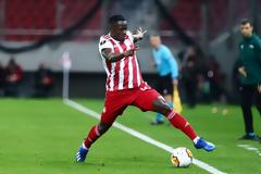 Ο Ολυμπιακός είναι σε αναμονή για την απόκτηση χαφ