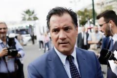 Το υπουργείο Ανάπτυξης και Επενδύσεων θα εισηγηθεί να ανοίξουν νωρίτερα τα καταστήματα εστίασης