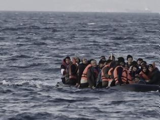 Φωτογραφία για Βάρκα με 50 μετανάστες στη Λέσβο - Θα μπουν σε 14ήμερη καραντίνα
