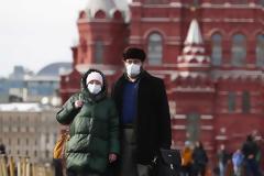 Περισσότεροι από 100 Ρώσοι γιατροί και νοσηλευτές έχουν χάσει τη ζωή τους κατά τη διάρκεια της πανδημίας