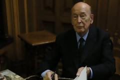 Βαλερί Ζισκάρ ντ'Εστέν: Κατηγορείται ότι σε ηλικία 92 ετών «χούφτωσε» δημοσιογράφο!