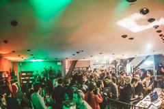 ΗΠΑ: «Καμπανάκι» από τις Αρχές για τα... πάρτι με στόχο την απόκτηση ανοσίας