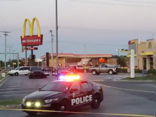 Φωτογραφία για ΗΠΑ: Μια τσαντισμένη 32χρονη άνοιξε πυρ σε εστιατόριο McDonald's στην Οκλαχόμα