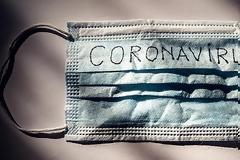 Κορωνοϊός: Η Κομισιόν παραδίδει την πρώτη παρτίδα 1,5 εκατ. μασκών