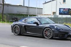 Porsche 718 Cayman VS GT4 RS