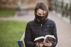 Μάσκες: Όλα όσα πρέπει να ξέρουμε για τα είδη τους και τη σωστή χρήση