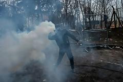 Σε φωτος της τουρκικής Βουλής βασίζονται τα fake news για νεκρό μετανάστη στον Εβρο!