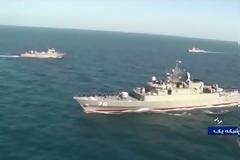 ΒΙΝΤΕΟ.Ιράν: Φρεγάτα βύθισε πλοίο στη διάρκεια άσκησης
