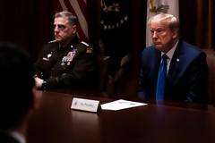 ΗΠΑ: Ο Τραμπ τα βάζει με τους Δημοκρατικούς κυβερνήτες για την επανεκκίνηση της οικονομίας