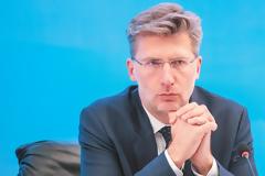 Ακης Σκέρτσος: Ο «αόρατος» επιτελάρχης του Μαξίμου