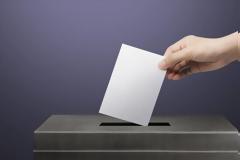 Δημοσκόπηση: «Όχι» σε πρόωρες εκλογές και άνοιγμα των σχολείων