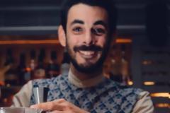 Ρομάν Κροτ: H συναρπαστική διαδρομή του μπάρμαν που έφυγε από το Παρίσι για την Αθήνα