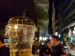 Φωτογραφία για Θεσσαλονίκη: Συνωστισμός και πάλι για ένα ποτό - φωτος