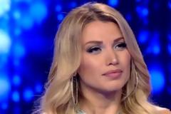 Επική μπηχτή Σπυροπούλου σε Μπακοδήμου – «Πρόσεχε, θα δαγκώσεις τη γλώσσα σου»