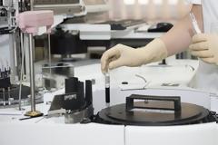 Νέα μελέτη αποκαλύπτει την επίδραση της νικοτίνης στον κοροναϊό