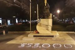 Άναψαν κεριά για τη Γενοκτονία των Ποντίων