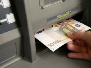 Φωτογραφία για Έκανε ανάληψη 10.000 ευρώ και αγορές με χαμένη τραπεζική κάρτα!
