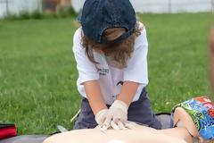 Χάρη στην εκπαίδευση στις πρώτες βοήθειες έσωσε τη ζωή, της συμμαθήτριάς της