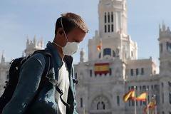 Τέλος στην καραντίνα των ξένων τουριστών βάζει η Μαδρίτη από την 1η Ιουλίου