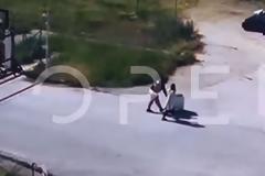 Φυλακές Νιγρίτας: Σωφρονιστικός υπάλληλος σέρνει καρότσι για κρατούμενο με σοκολάτες, όσπρια και γαλακτομπούρεκο!