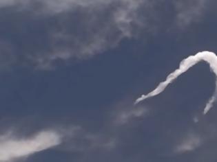 Φωτογραφία για Εικόνες - βίντεο από τον ουρανό της Κρήτης -σπάνιο σύννεφο «Horseshoe cloud»