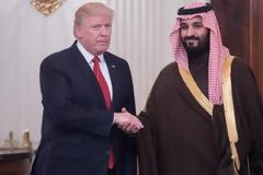 ΗΠΑ: Ο Τραμπ θέλει να πουλήσει όπλα στη Σαουδική Αραβία, καταγγέλλει Δημοκρατικός γερουσιαστής