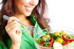 Κάντε δίαιτα και χάστε κιλά τρώγοντας. Τροφές πλούσιες σε όγκο, με λίγες θερμίδες, που μπορούν να κόψουν την όρεξη