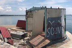 Τίτλοι τέλους για το λαμαρινένιο κιόσκι στην παλιά παραλία ..μετά από έναν αιώνα